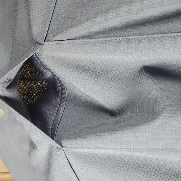 Wind River casual button down‎ light weight  fishing hiking. - Picture 6 of 9